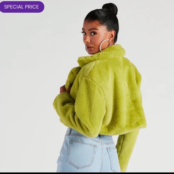 Cropped jacket - Picture 4 of 4